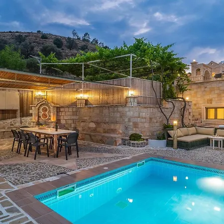 Nikolas Country Villa-anesis Family